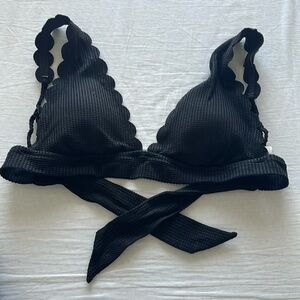 Aerie Scallop Bikini Top